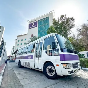 فندق بريمير إن مطار الدولي